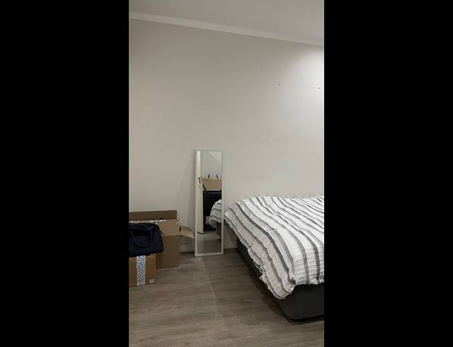 2 BEDROOM APARTMENT FOR SALE IN BRYANSTON